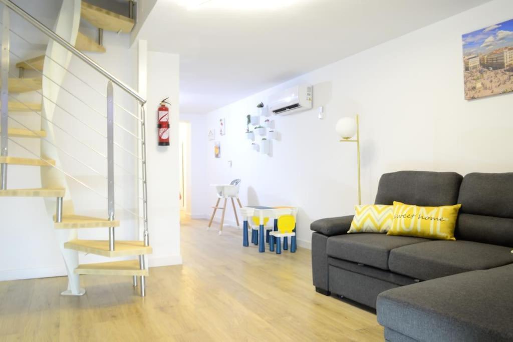 Casa En Alquiler Vacacional En Alcalá de Henares Exterior foto
