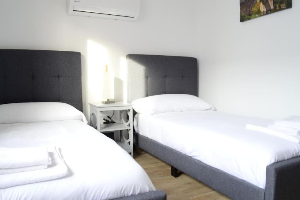 Casa En Alquiler Vacacional En Alcalá de Henares Exterior foto